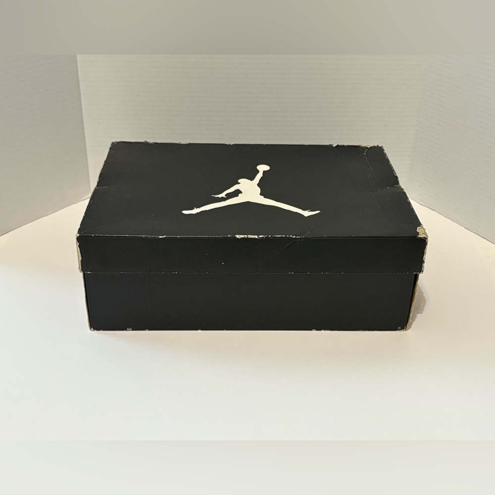 Air Jordan 5 RETRO (GS) 440888-108 Shoe Box empty